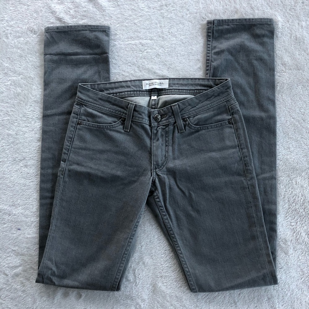 NWOT Habitual Jeans Women’s Grey Jeans Size 26